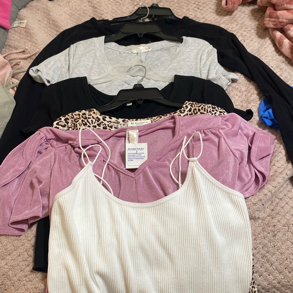 Size large cropped shirt bundle.